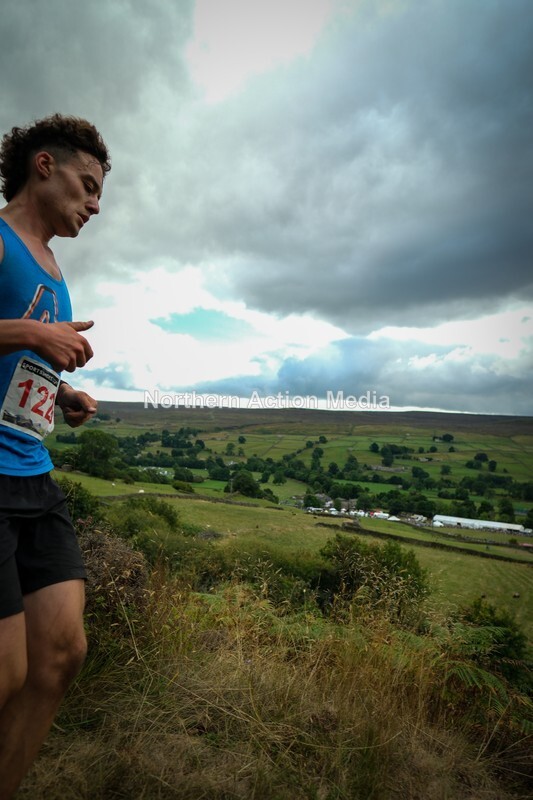 DSCF5216 - Reeth Fell race seniors