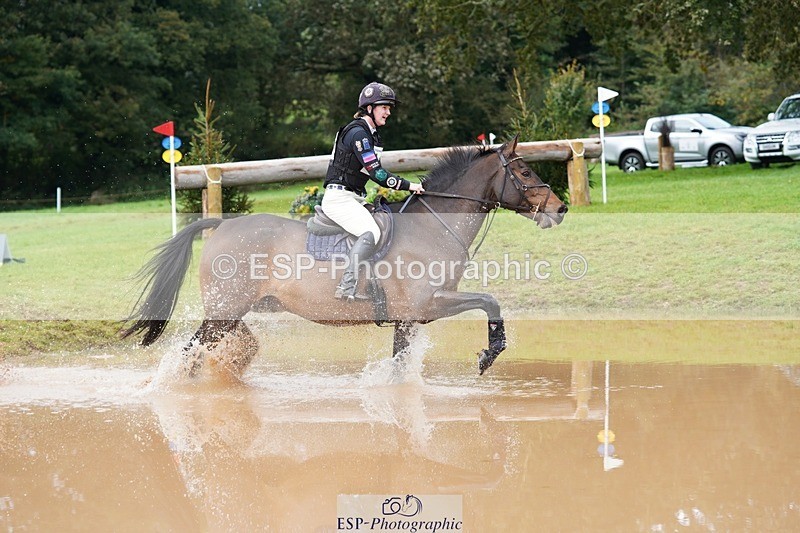 231021-130552-17246 - 418-PENHILL.REX-Lesley.Mitton-SC+XC