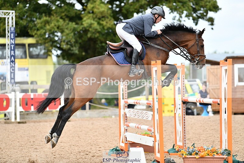 240915A-122753-09896 - Cls 27 Snr 1.05m & 1.10m GP