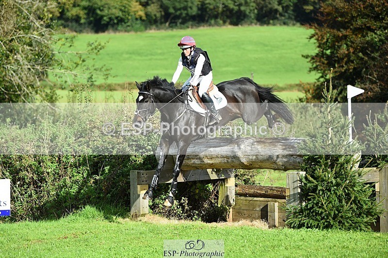 231022-140616-28579 - 342-STORM.IN.DECEMBER-Claire.Fielding-XC