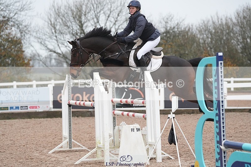 251107-125411-00815 - Cls 5 Newcomers and 1.10m Open