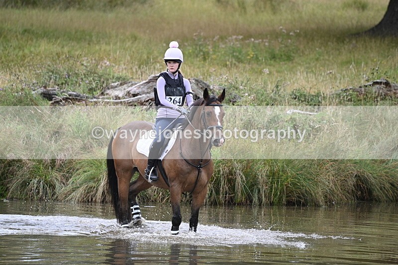 WJ7_3212 - Time at Water 12:15 to 12:50