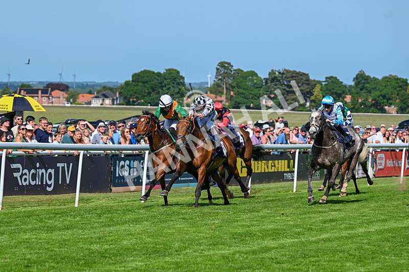300526-Race 5-Glenfinnan-6444 - Race 5 16.00pm Happy Birthday Colin 'Spud' Stamford Handicap