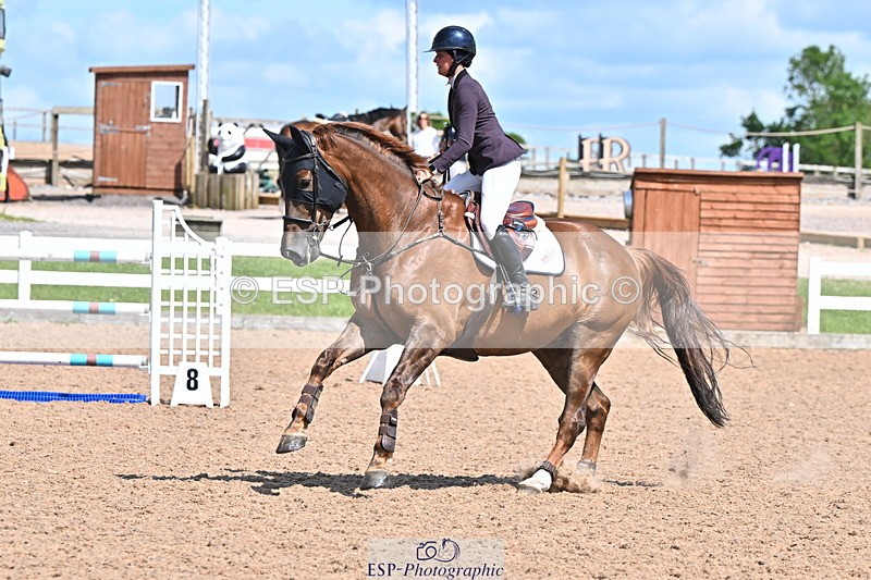 240619A-153122-00847 - Cls 5 Snr Foxhunter and 1.20m Open