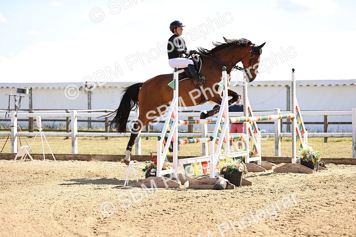 SBM_015140 - Class 16 - Senior foxhunter - 1.20m Open