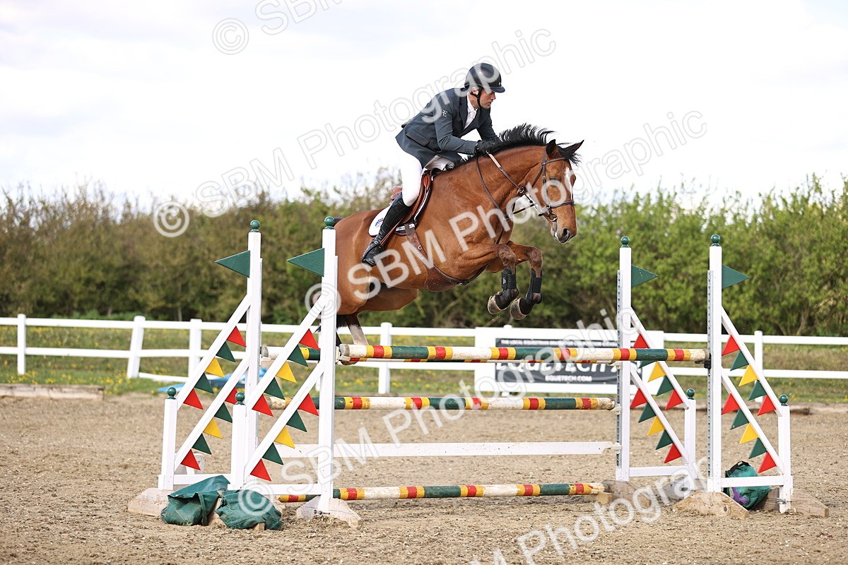 SBM_004829 - Class 19 - Senior Foxhunter - 1.20m