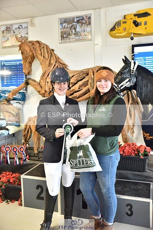 250214-130628-00331 - Freestyle Medium Silver Presentation