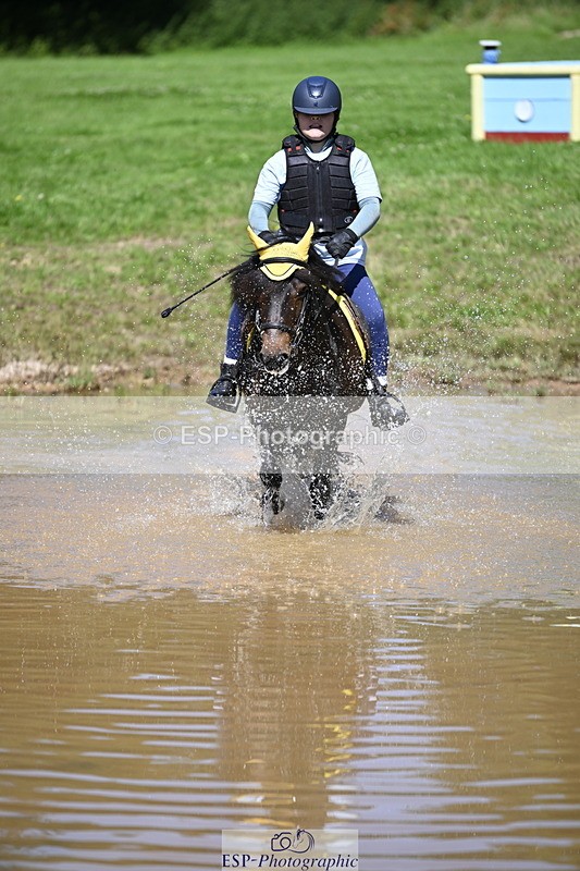 240728B-112605-01051 - Theo's Group XC