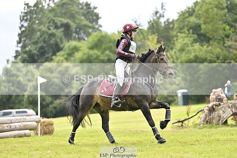 240825X-161234-36213 - 80cm XC 15.30 to 16.30