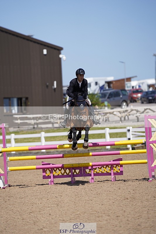 230527A-143110-04680 - Cls 23 1.05m Amateur Quali