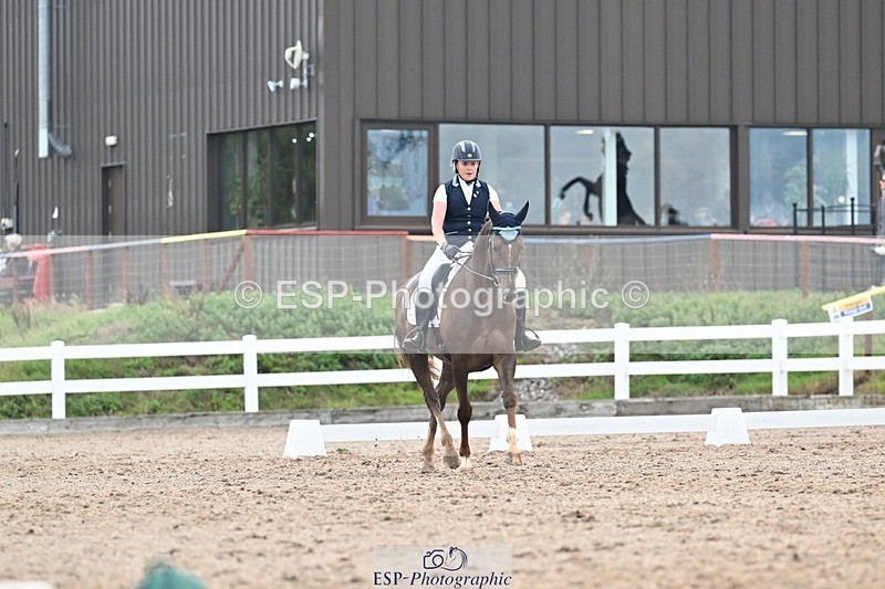 250907-135214-08607 - 006-Verity.PerryVogue