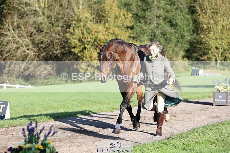 241027-090732-15052 - 453-Caroline.Davies-HAPPY.H