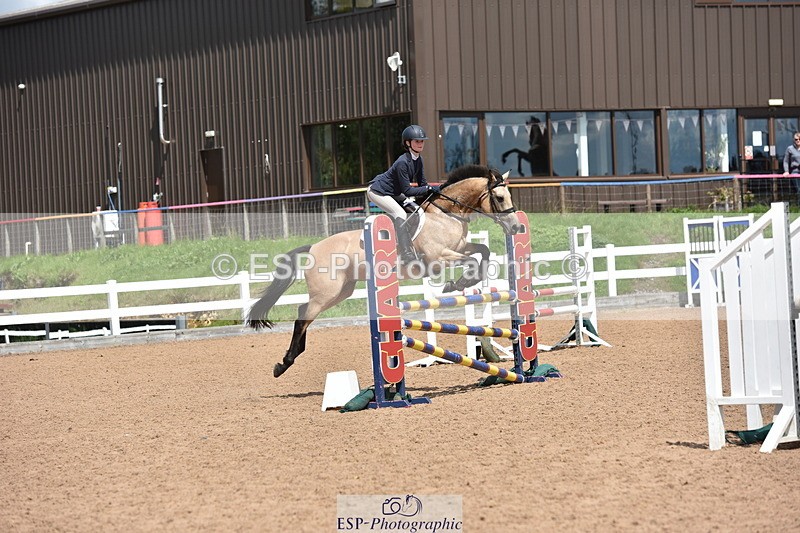 230806A-135732-02273 - Cls 21 Pony Newcomers & 1m Open