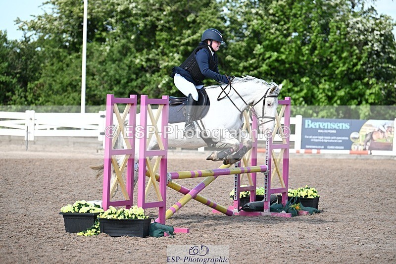 250504-102604-02071 - Cls 15+16 Club and Schools 70cm