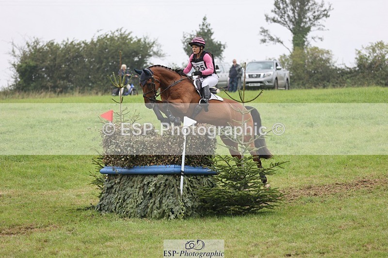 240901A-132036-09072 - 325-Julia.Knight-Jones-JANNES