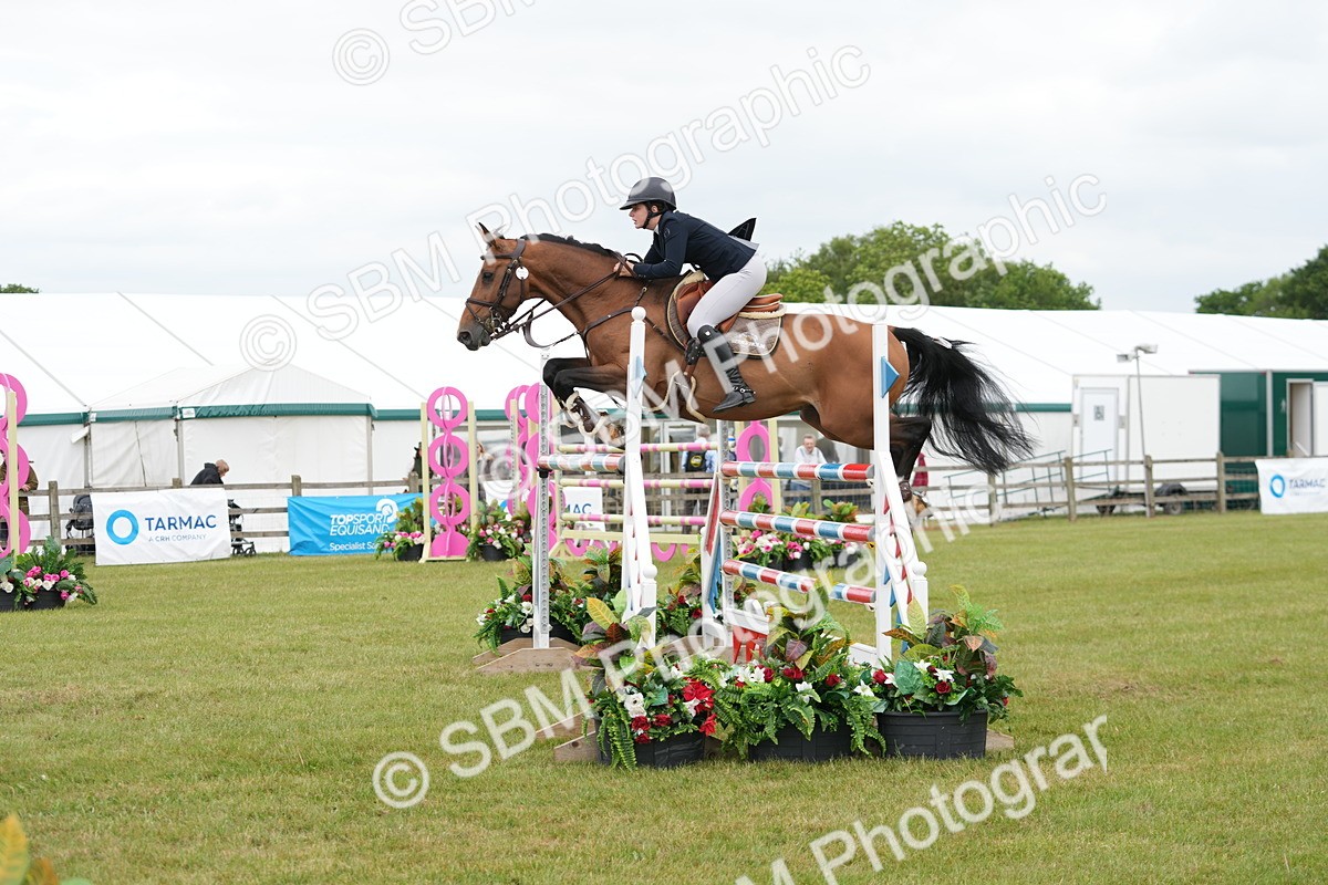 SBM_06468 - Class 202 - National 1.40m Open