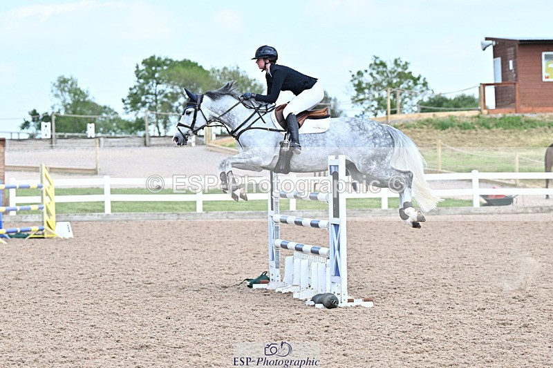 240605A-154738-00970 - Cls 5 Foxhunter and 1.20m Open