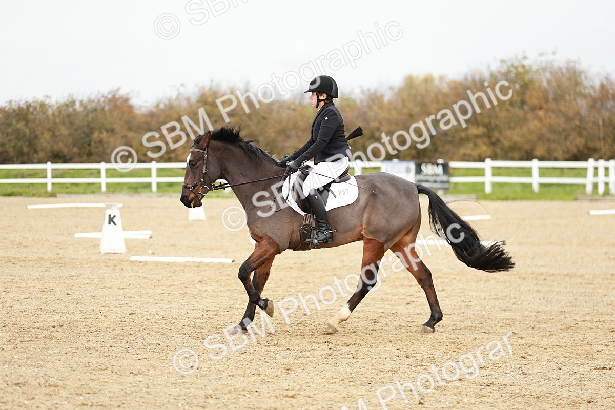 SBM_002922 - Class 8 - Novice 1