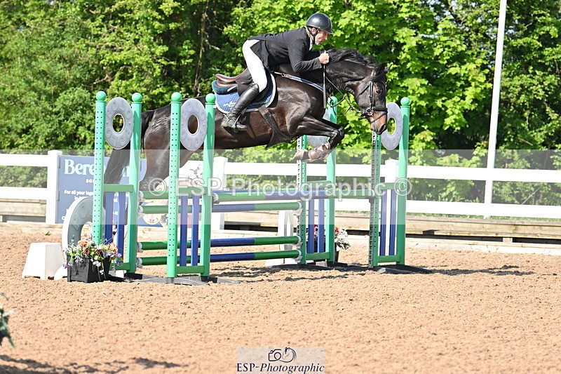 240509A-095326-00278 - Cls 1 British Novice and 90cm Open