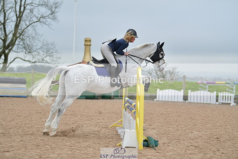 240128A-122609-00915 - Cls 16+17 Club and Schools 80cm