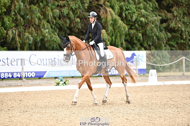 250808A-111821-00441 - 140-Laima.Davies-Romero