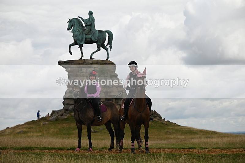 DSC_4214 - Time at Statue 09:50 to 11:09