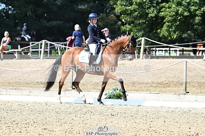 250810A-110521-05703 - 071-Abbie.NewburySeagry.Viceroy