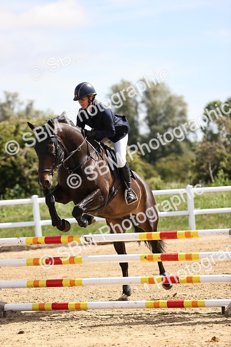 SBM_002001 - Class 9 - Senior British Novice - 90cm