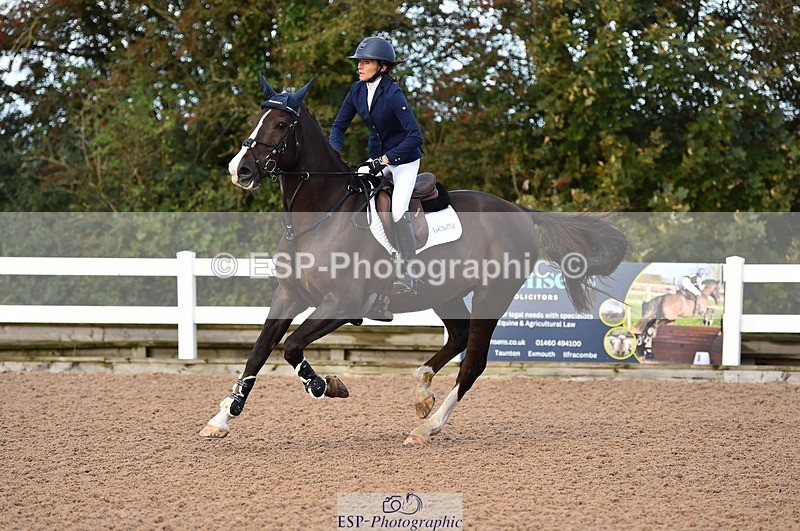 231014A-092324-03687 - Cls 12 British Novice & 90cm Open