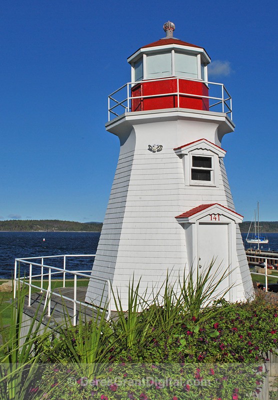 Renforth Lighthouse, Rothesay, New Brunswick - Lighthouses of New Brunswick