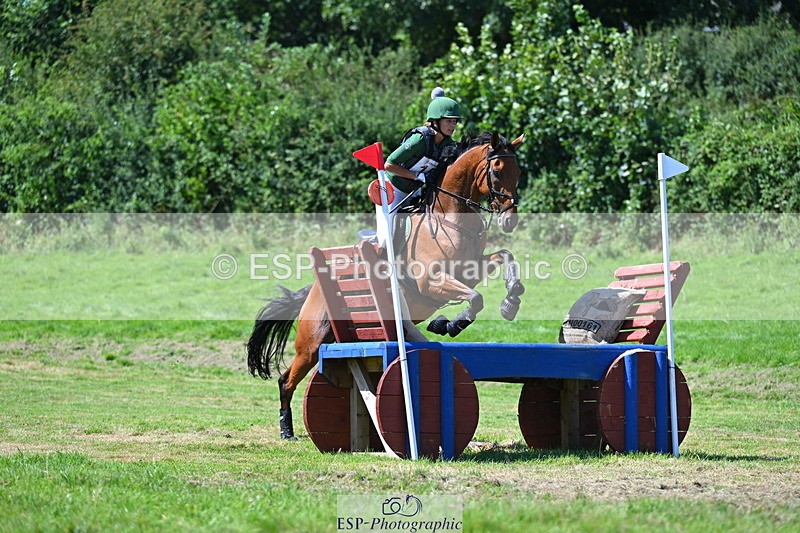 240811A-142021-04826 - 153-