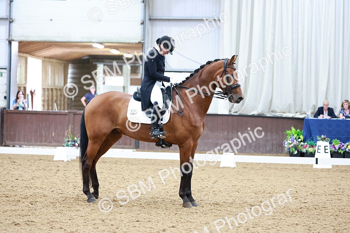 SBM_021081 - Class 13 - FEI INT I - 16.26-17.14