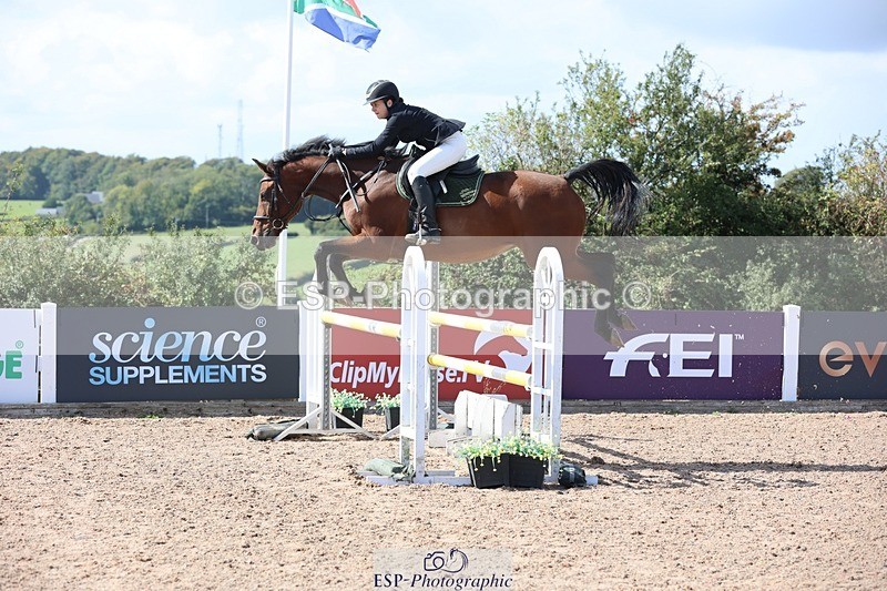 250913-142001-07335 - Cls 25 1.05m Amateur Quali