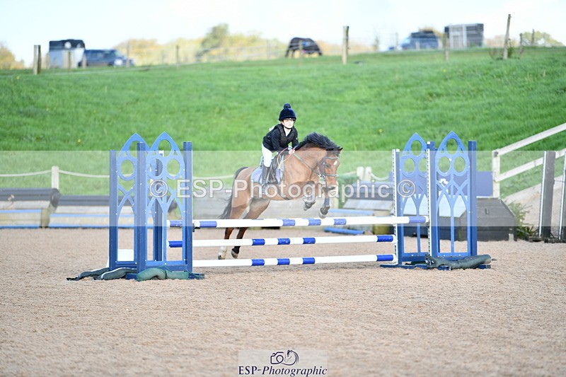 241026A-131235-01465 - SAT Cls 30 Stepping Stones 128+138