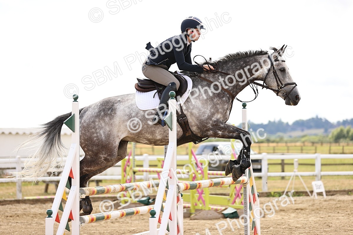 SBM_026747 - Class 13 - Senior Newcomers - 1.10m