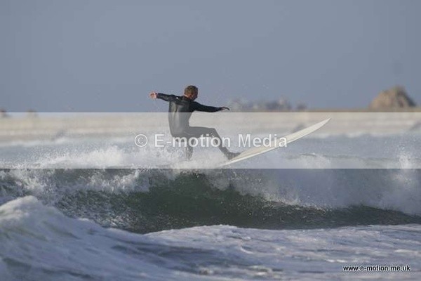 SU 080509 32 - Surf May 09