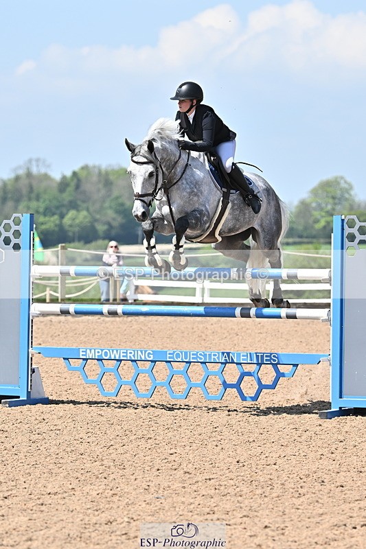 240509A-124152-01834 - Cls 10 National 1.30m Open