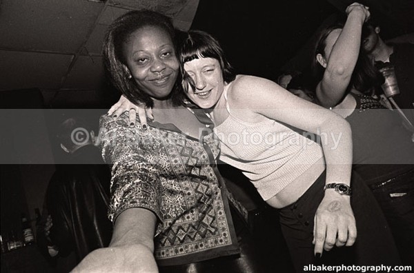 32 - Friends-&-Family @ the-roadhouse 16.12.00