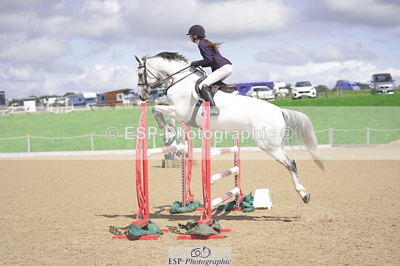 230806A-124904-02069 - Cls 14 Snr Foxhunter & 1.20m Open