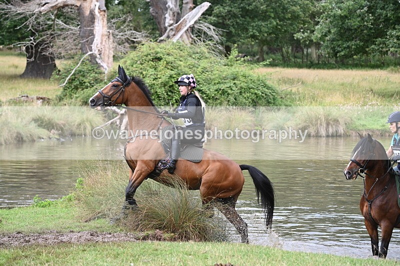 WJ7_4221 - Time at Water 12:52 to 13:22