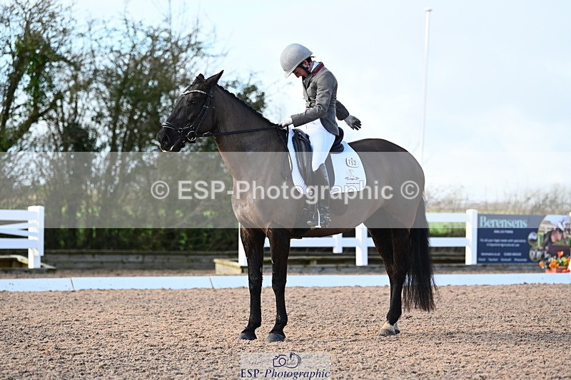 240218A-140544-08560 - 152-Beth.Miller-Lillie.Langtry