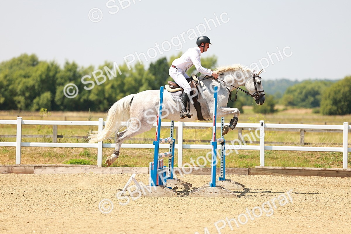 SBM_001749 - Class 4 - Senior Newcomers - 1.10m