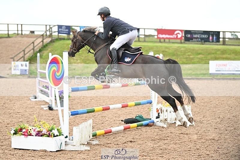 250607-130346-01136 - Cls 13 Pony Foxhunter and 1.10m