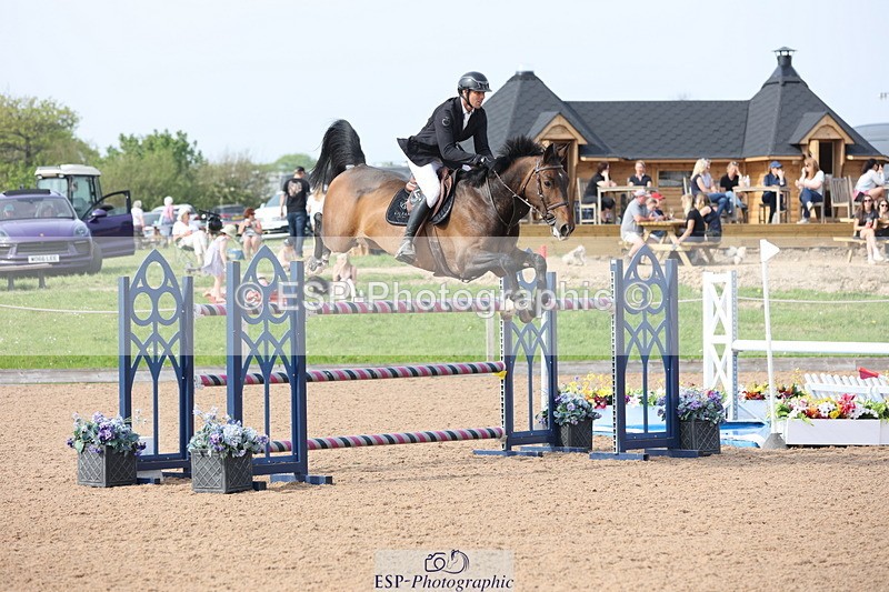 240511A-165147-15065 - Cls 38 National 1.40m Open