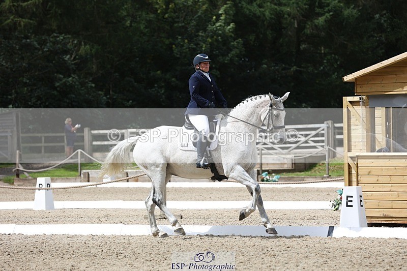 230812-114618-03855 - Cls 5 Novice Bronze 11.15 to 12.50 break