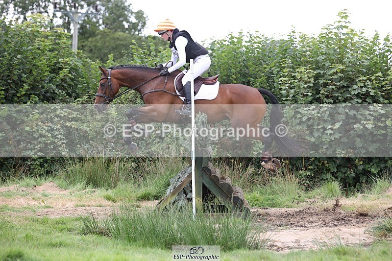 230820X-142923-3804 - BE100 XC 14.00 to 15.00 End