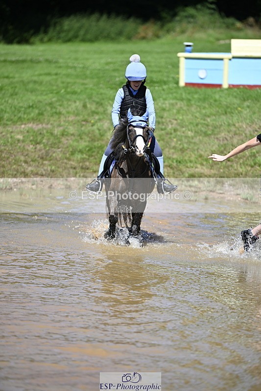 240728B-112502-01022 - Theo's Group XC