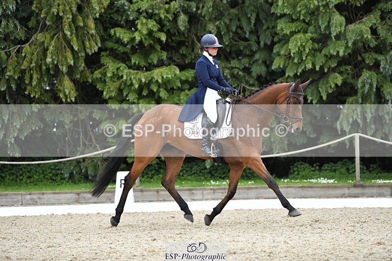 230525-143550-03147 - 322-CHANSON_DU_VILLAGE-Phoebe_Locke-WEDTrotUp+DR