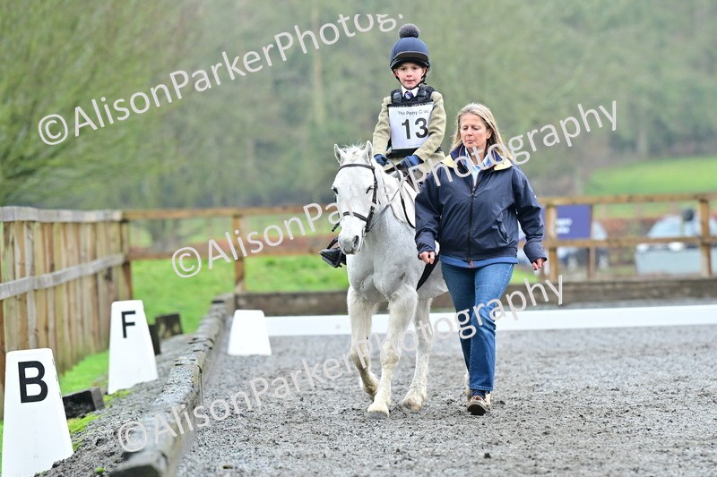 20260125-0897 - Class 9a - Walk Trot Assisted