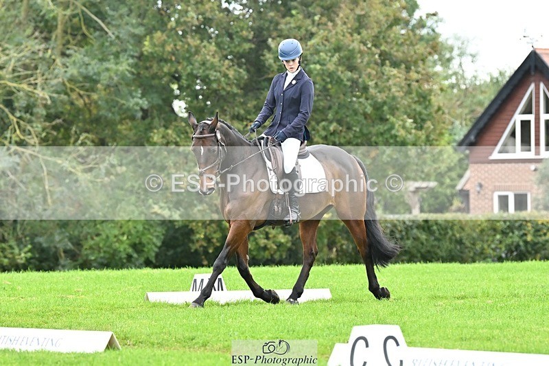 241024-122517-02735 - 325-Isobel.Gardner-FAERE.VENTURE